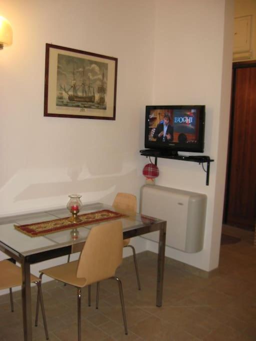 Vivilo Collection - Opera Teather Apartment - Very Central Rome Exterior photo