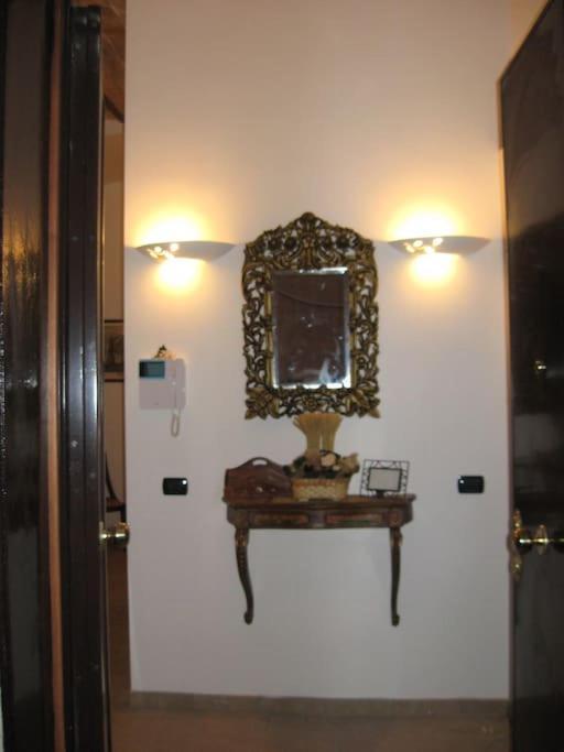Vivilo Collection - Opera Teather Apartment - Very Central Rome Exterior photo