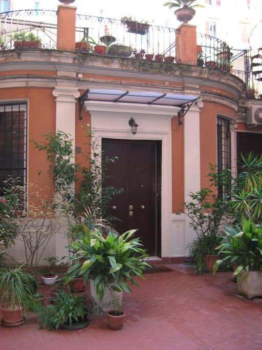 Vivilo Collection - Opera Teather Apartment - Very Central Rome Exterior photo